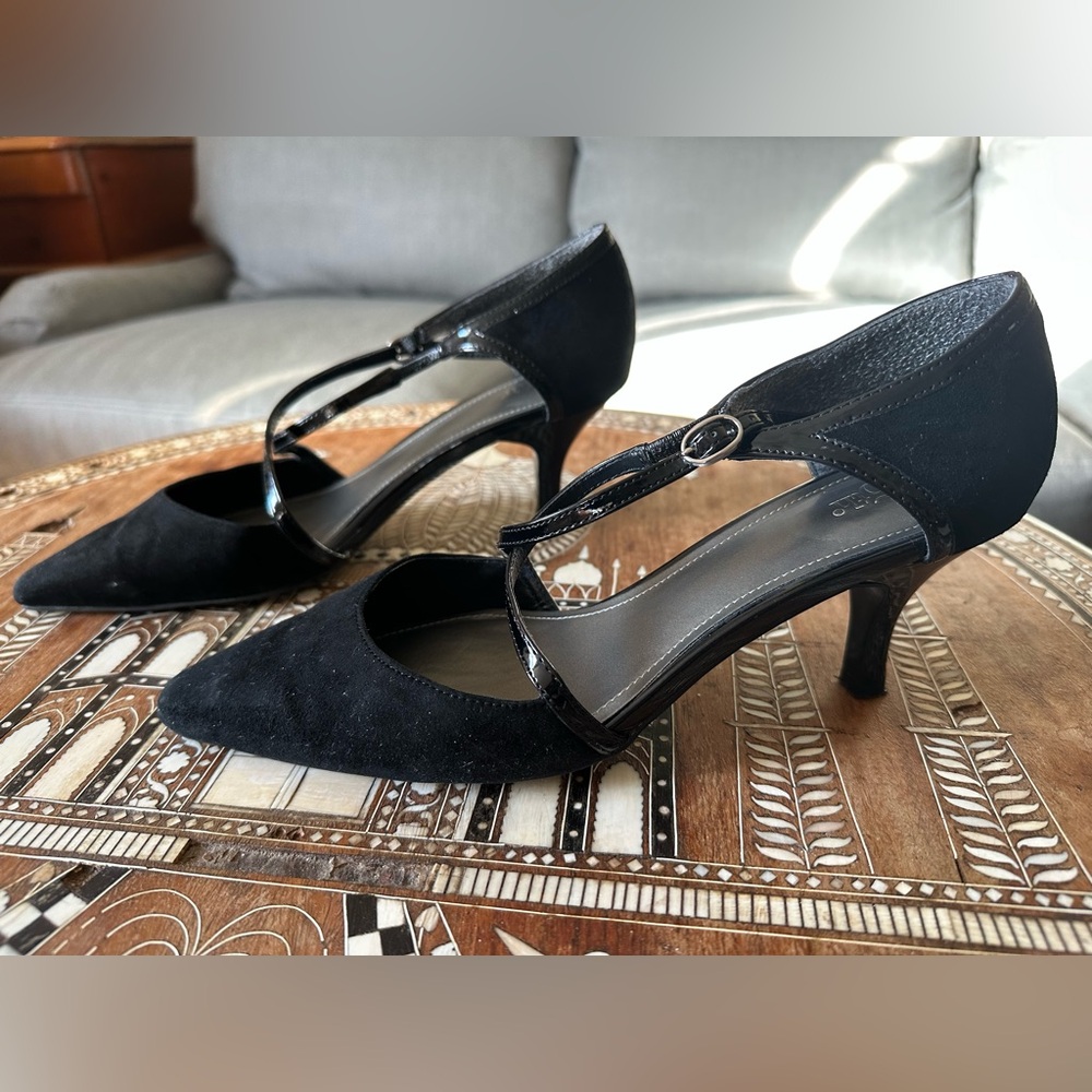 Women's Shoes Black Suede Leather East Fifth, New With Defects, With Box, 7.5M